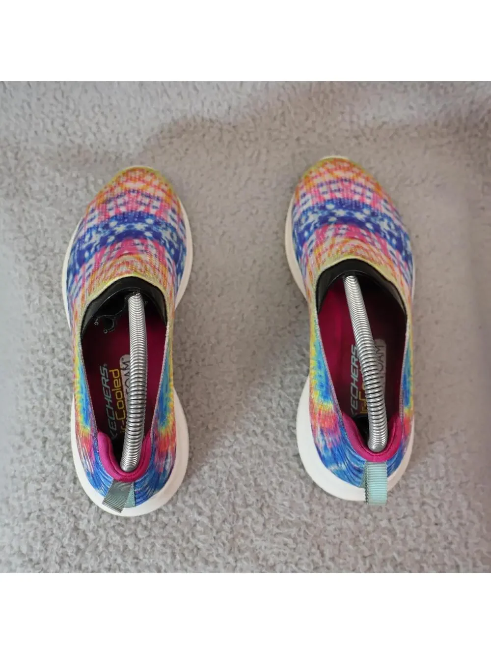 Skechers Women Ultra Flex Harmonious 13106 Tie Dye sz 6.5